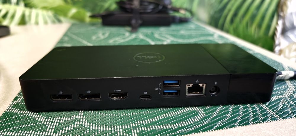 2x Dock Dell WD15 + WD19DCS cu încărcătoare originale – HDMI, DP, LAN
