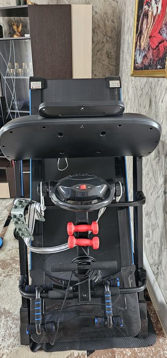 Продам беговую дорожку