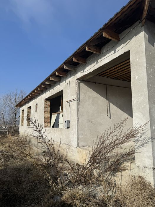 Продается дом с земельным участком