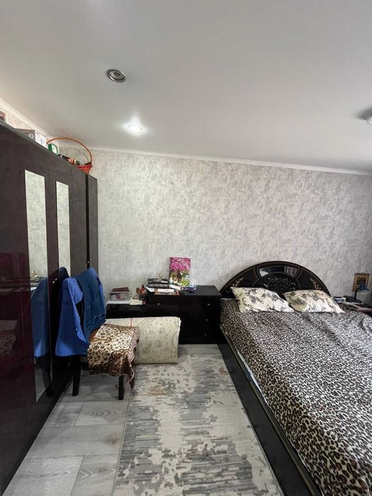 Продается 2 комн кв Назарбаева, 8