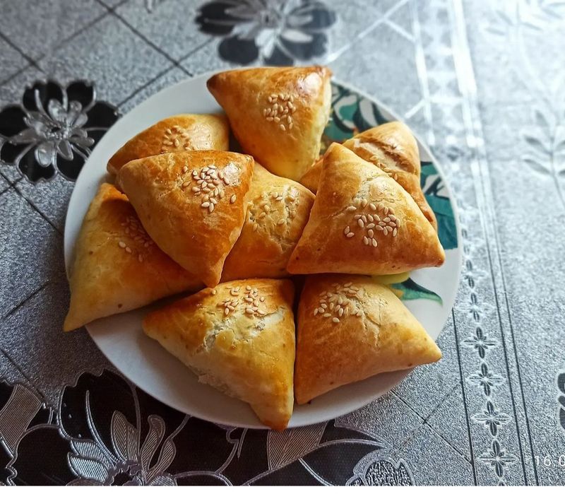 Самса фуршетная и жаренная,очень вкусная
