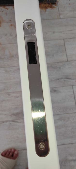 Установка двереи