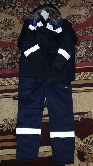 Продам спецодежду