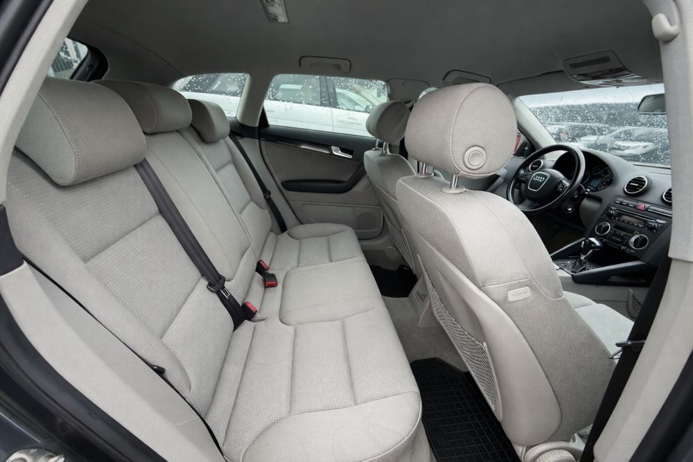 AUDI A3 FACELIFT S-LINE - Posibilitate Finantare Rate