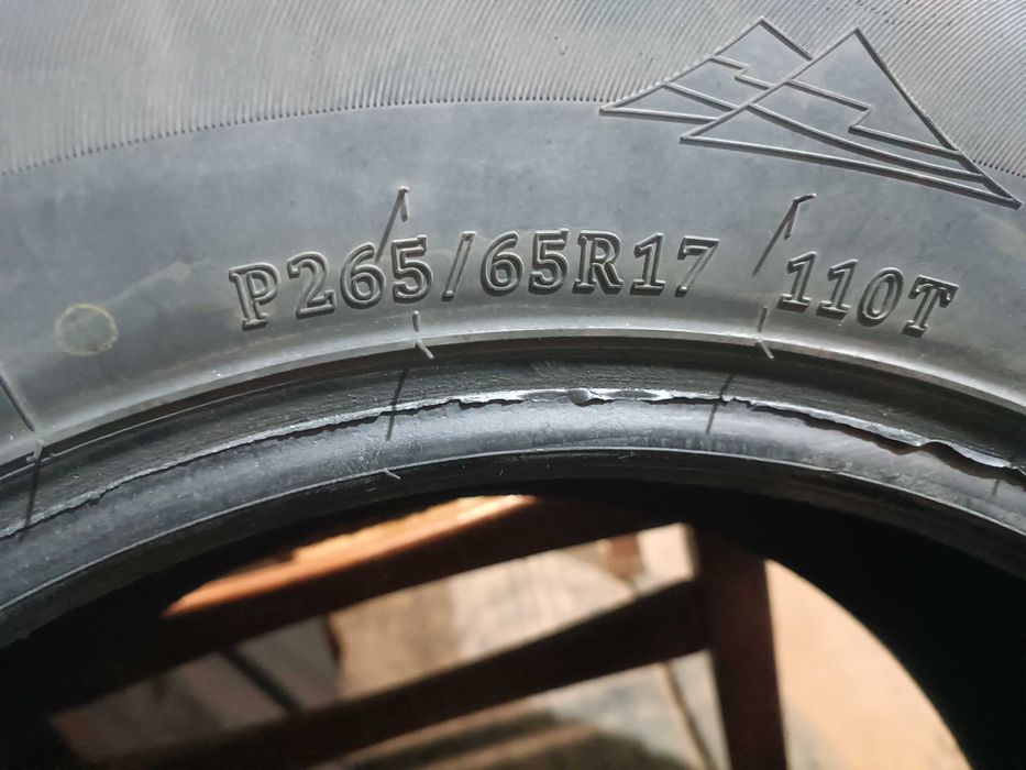 Продам резину 265/65 R17