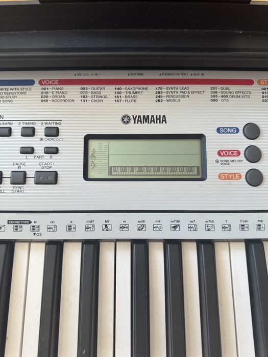 Синтезатор Yamaha YPT-260