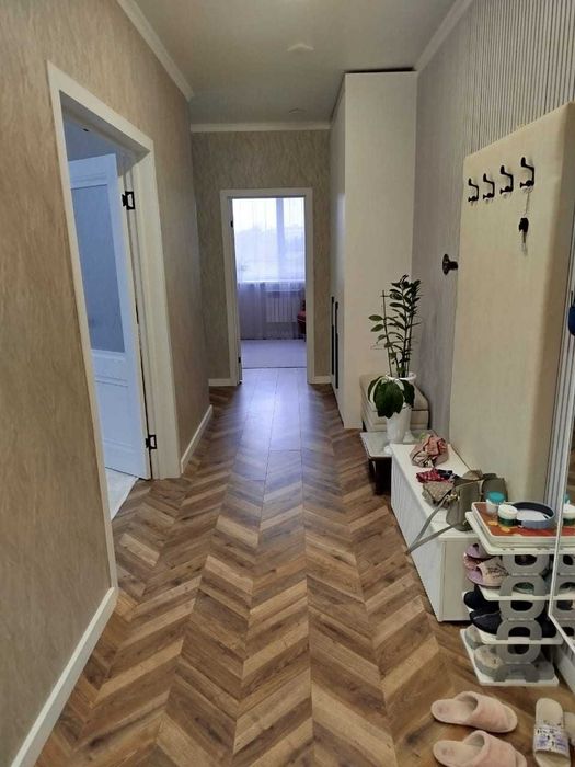 продам 3 комн квартиру в центре
