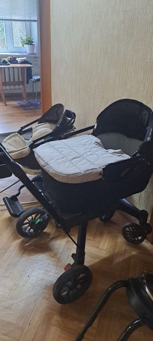 Продам коляску 3в 1