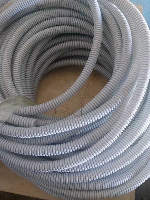 Кабель канал гофрированный