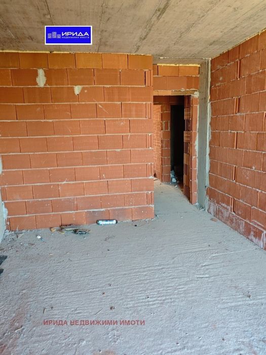 Двустаен апартамент в Банишора пред АКТ 15!