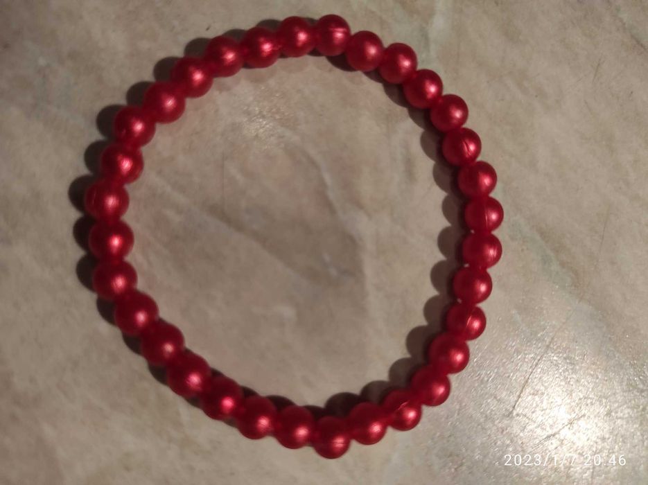 Ръчно изработени гривни