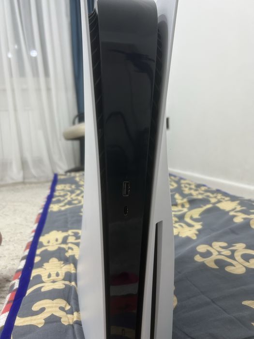 playstation 5 B идеальном состоянии!!!