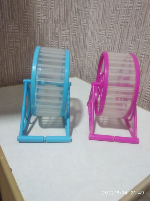 Колеса для хомячков,крыс,белок