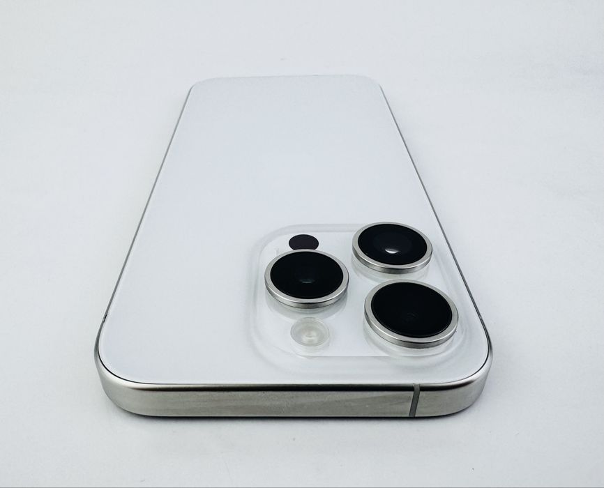 Apple iPhone 15 Pro 128GB USA White Перфектен! Гаранция!
