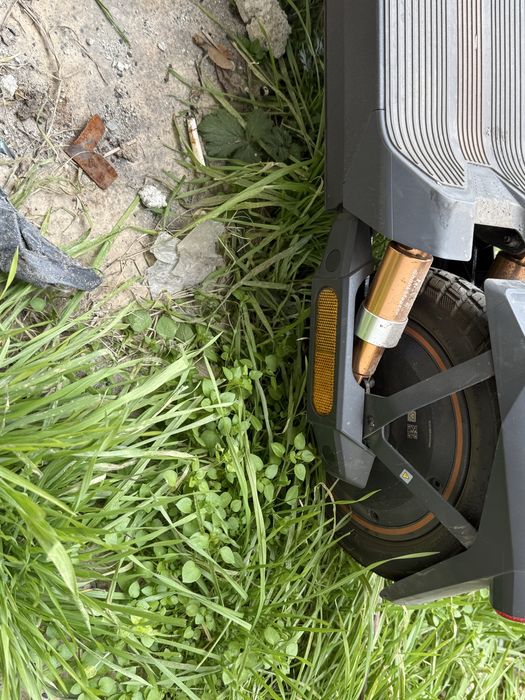 Schimb trotineta cu telefon sau PC