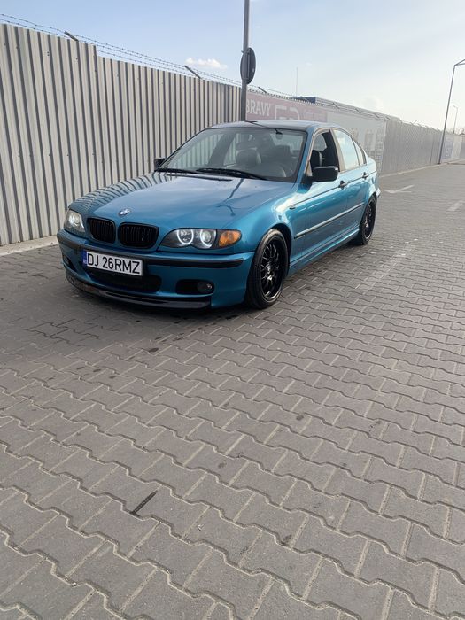 BMW 3 Series 2002 — imagine 3