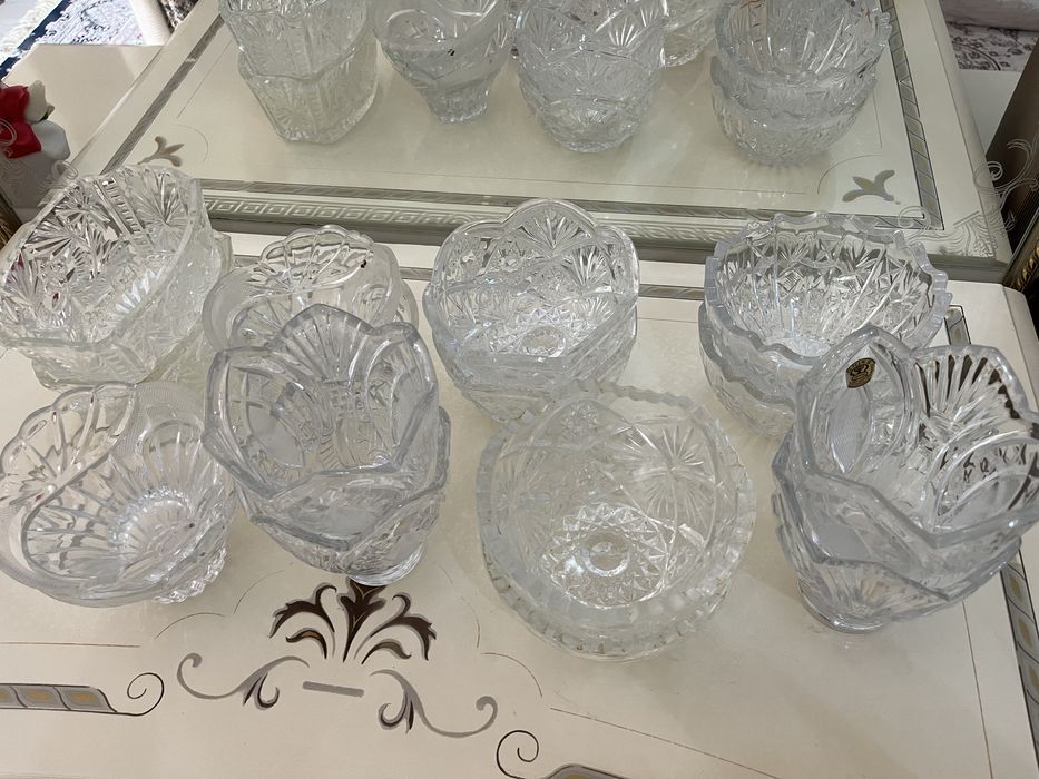Продается посуда наборы, хрусталь