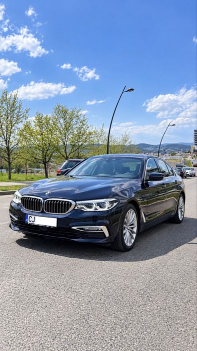BMW 530d xDrive G30 265CP | Istoric Complet | HUD | 360° | Trapă | ACC