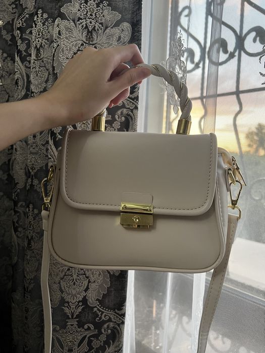 Молочная сумочка с поясом