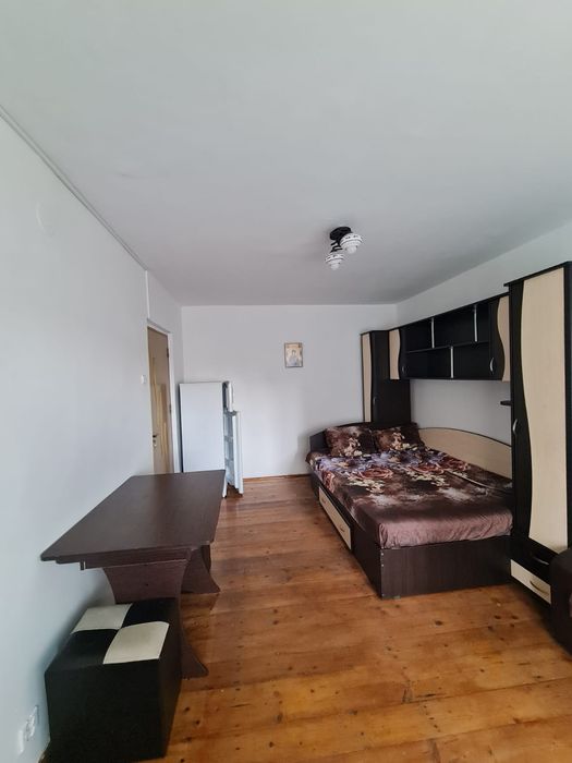 Apartament cu o cameră — fotografia 1