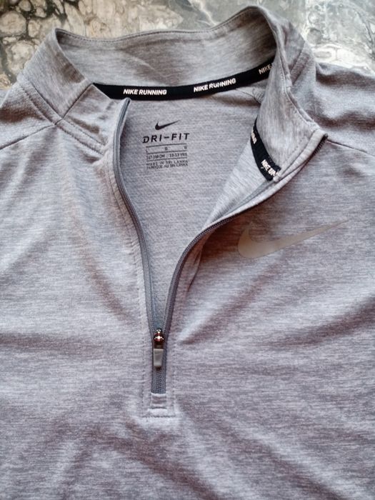 Мъжка спортна тениска на Nike