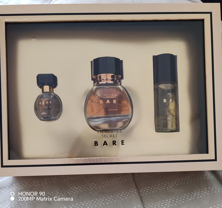 Victoria's Secret парфюм Bare - чисто нов комплект