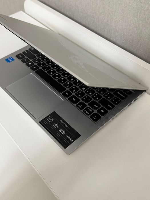 Acer 14 512гб 16оп 2024г
