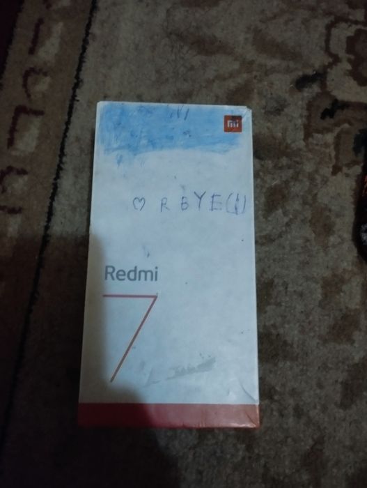 Redmi 7 sotiladi