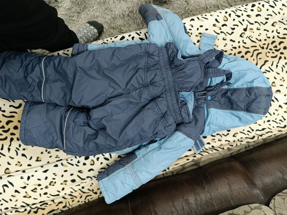 Комбинезон для мальчика б/у размер 92