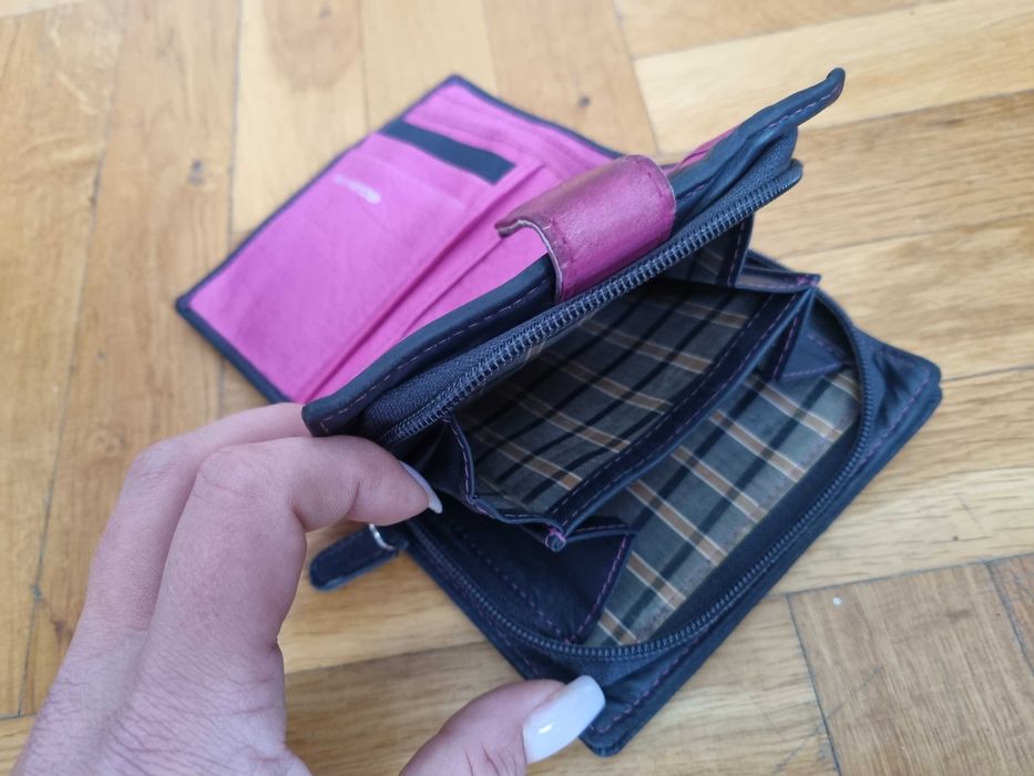 Дамско кожено портмоне