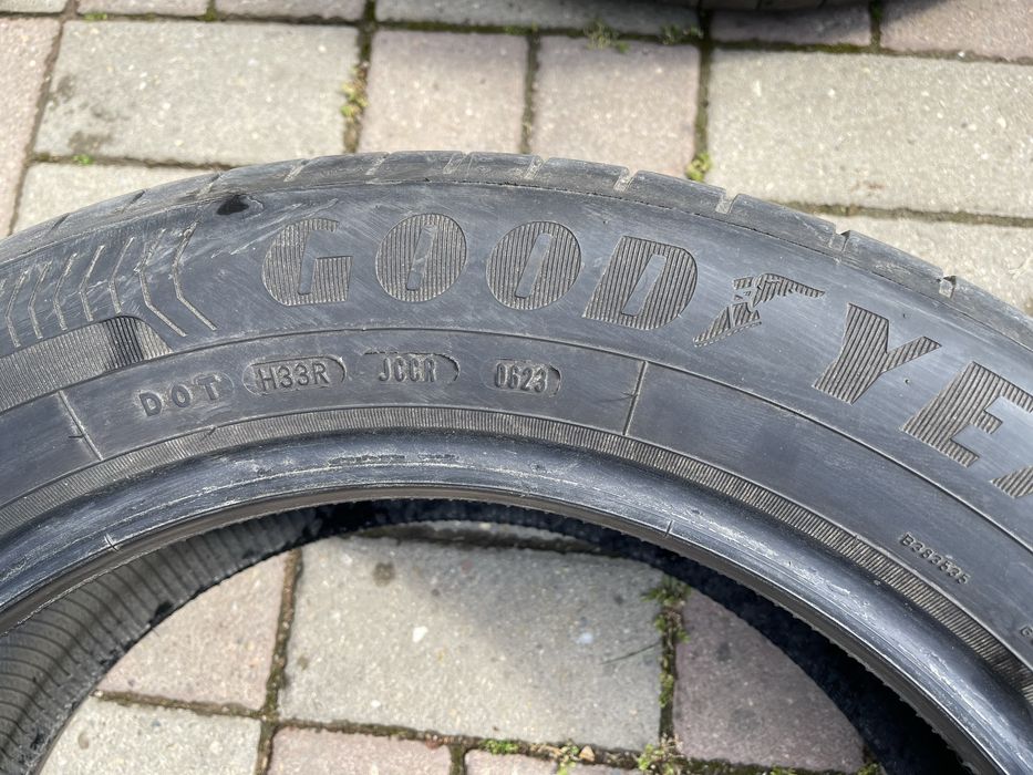 Anvelope de vara 215/55/R17 94V 2 buc. GoodYear/ 2 buc.
