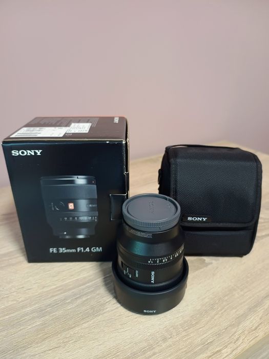 Обектив Sony FE 35mm f/1.4 GM
Закупен декември 2024 г. от Sony Център.
В гаранция до декември 2027 г.

Без забележки!!!

Цена 1050 евро!