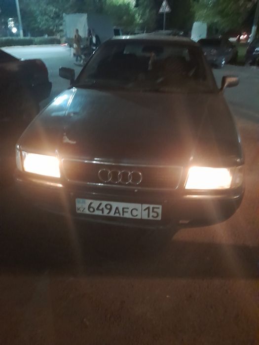 Продам ауди 80 б4