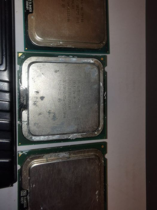 RAM și CPU – 4 lei/bucata