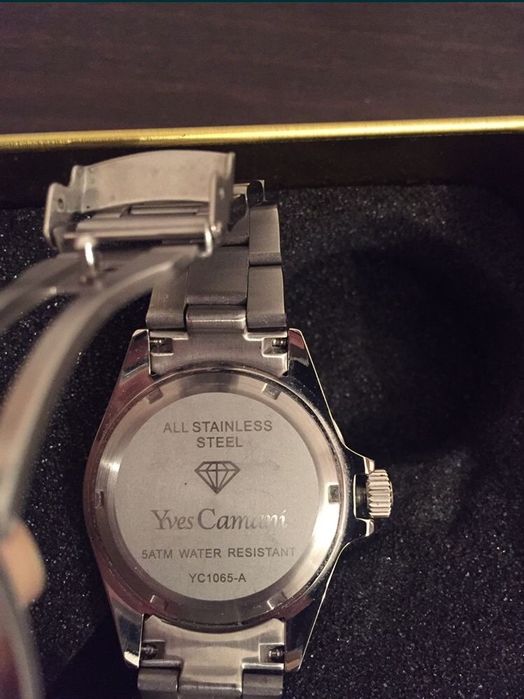 Часы Yves Camani