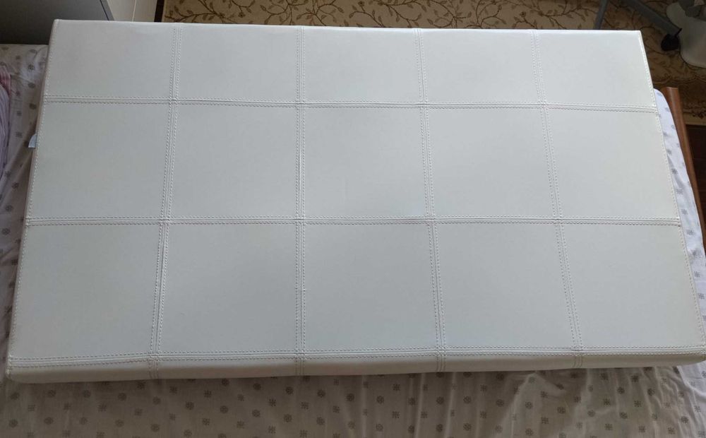 Pat cu saltea 1400x2000
