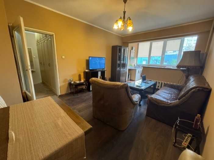 Дава се под наем Двустаен апартамент в София, Изток - 49 кв.м за 450 € - Снимка #1