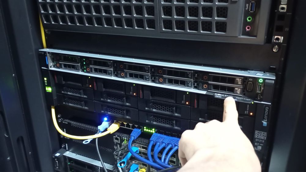 Сервер u1 intel Xeon Gold Dell R670