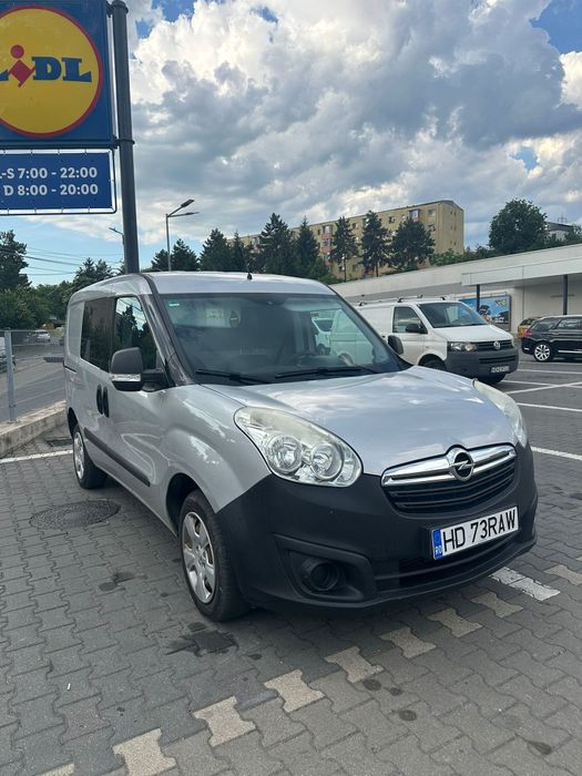 Opel combo  2017