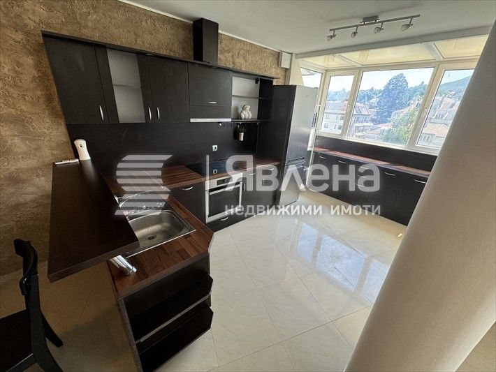 Продава се Тристаен апартамент в София, Карпузица - 120 кв.м за 1850 €/кв.м - Снимка #2
