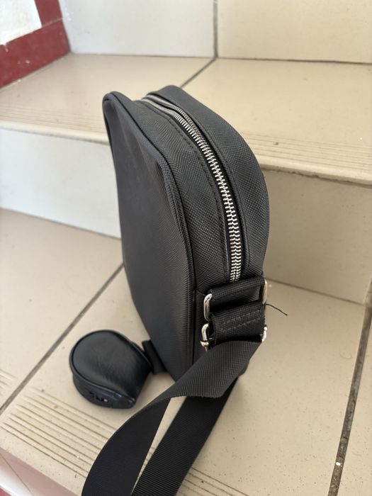 vand borseta h&m neagra cu portmoneu