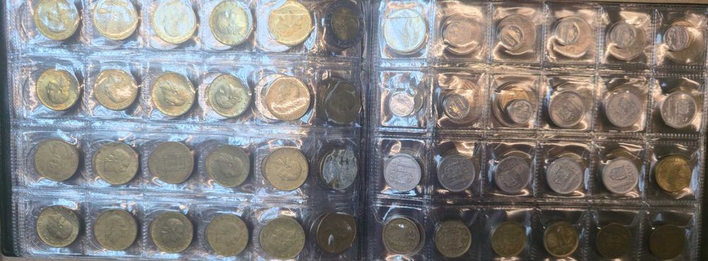 монети 2 Държави 210 бр