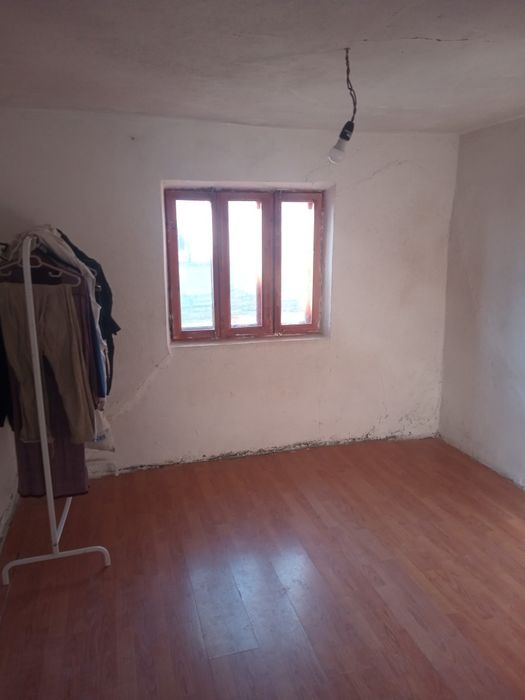 Vând casă la țară în Prundeni