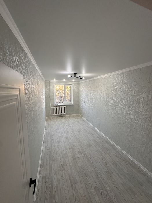 Продам 2 квартиру  Есет Батыр 105 к2