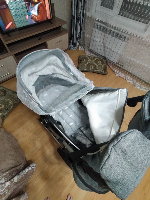 Продам детскую коляску