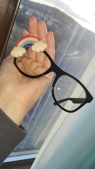 Много яки сладки парти очила