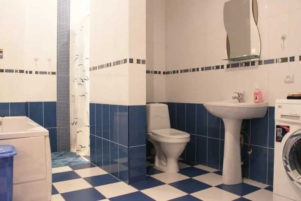 Дава се под наем Двустаен апартамент в София, Център - 55 кв.м за 382.5 € - Снимка #3