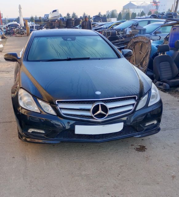 Bara spate Mercedes-Benz E-Class W212/S212/C207/A207