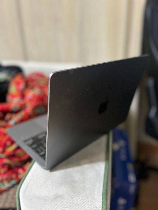 Ноутбук Apple MacBook Air 13 2024