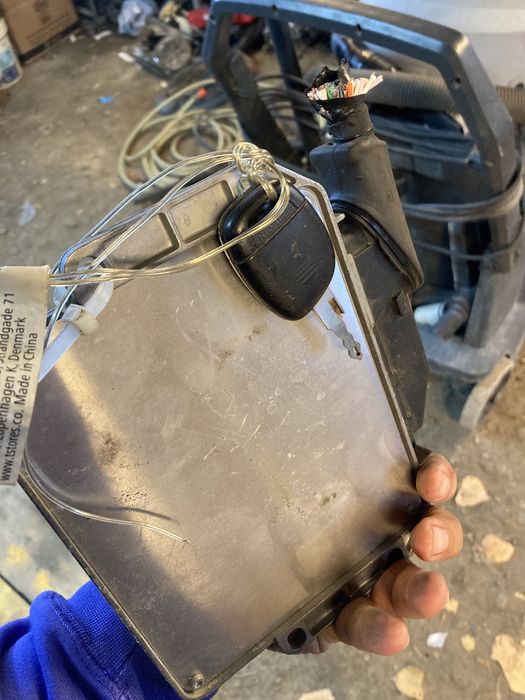 Компютри двигател Рено Клио II 1.2  2002 - 2006 г.